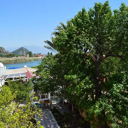 Ξενοδοχείο Tolga 2*