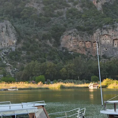 Ξενοδοχείο Tolga 2*